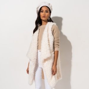 Forever 21 Faux Fur Teddy Vest